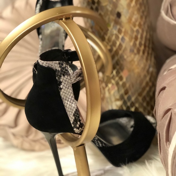 Python Peep Toe Pump - Picture 8 of 8